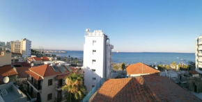 Must Stay - Finikoudes Seaview